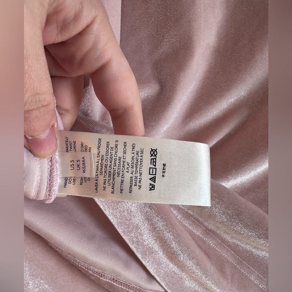 Elegant Anthropologie Pink Velvet Women's Top - Picture 5 of 7